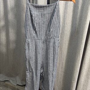 Old Navy Gray Jumpsuit with Relaxed Fit